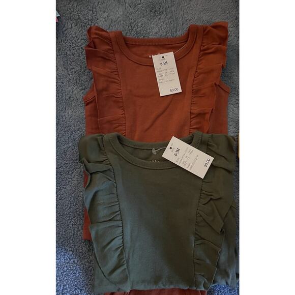 Cat & Jack Girls 4 Pack Short Sleeve & Sleeveless Bodysuits 0-3 months B1 - Picture 3 of 3